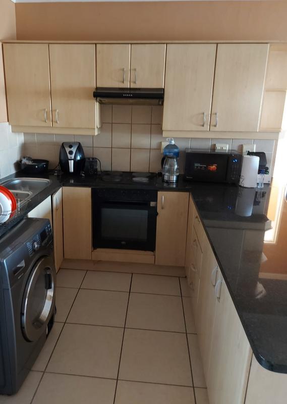 To Let 2 Bedroom Property for Rent in Royal Ascot Western Cape